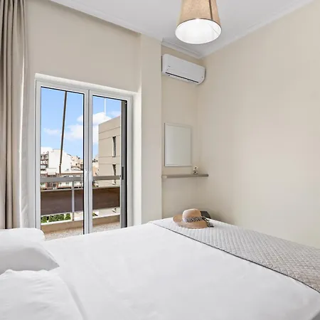 Uplevel Apartment, & Sea View Next To Old Port Apartment *